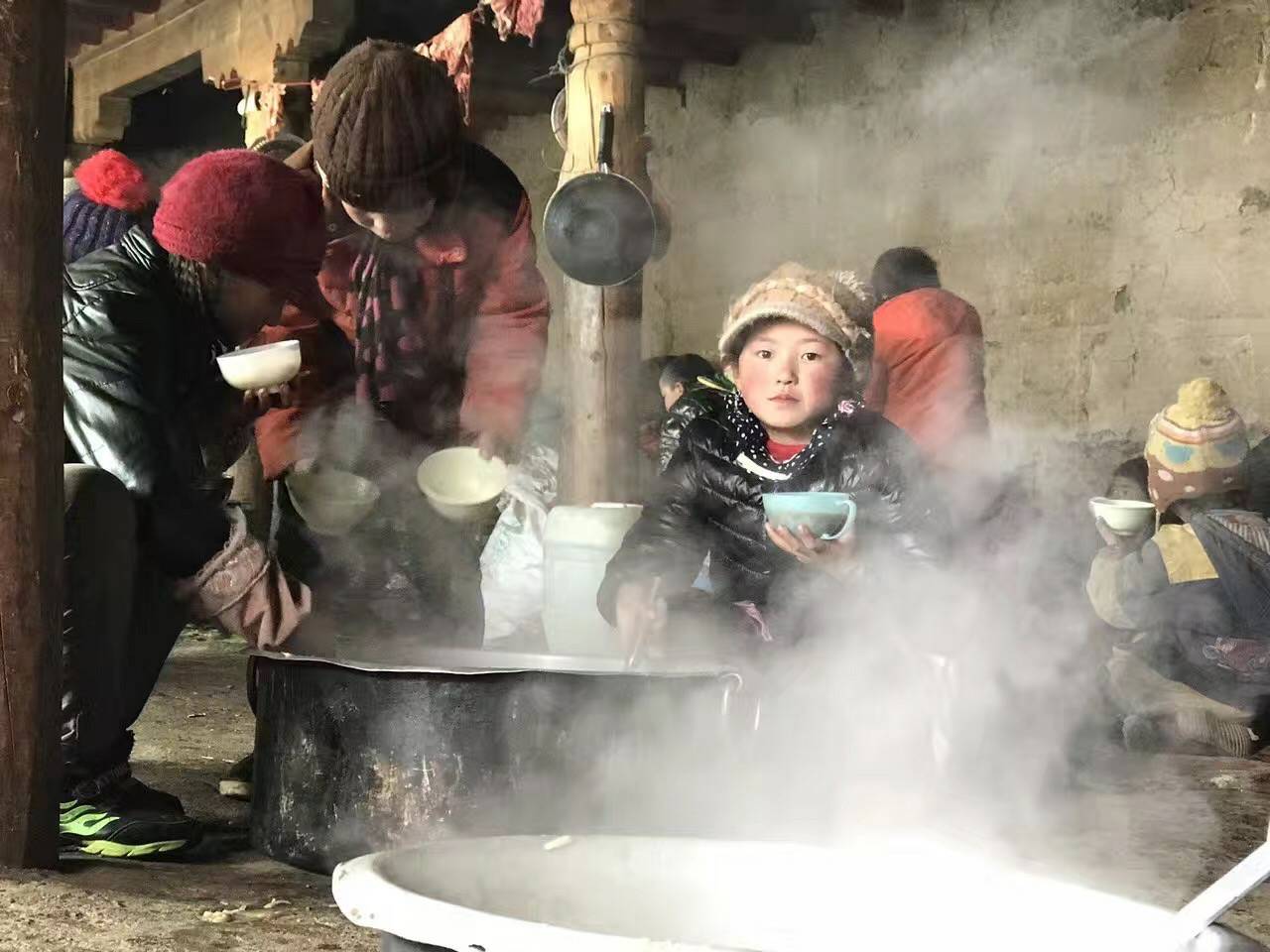 杭州俊良教育内容创作有限公司公益回顾丨家国同欢月同圆 温暖满载甘孜州(图10)